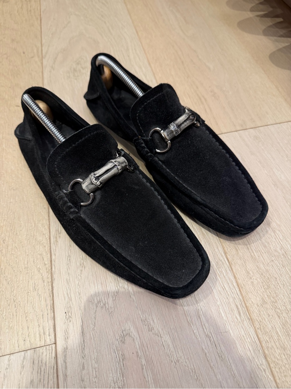 Authentic men’s Gucci black Suede Loafers size 8.5 (42 1/2) see photos